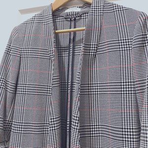 Aritzia Babaton checkered power blazer - Size 6